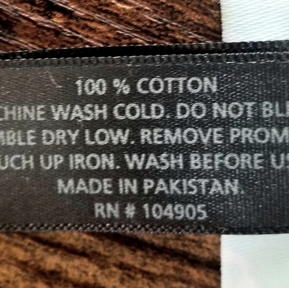 Max Studio Light Green 100% Cotton Table Napkins made in Pakistan, set of 4 - Picture 4 of 5